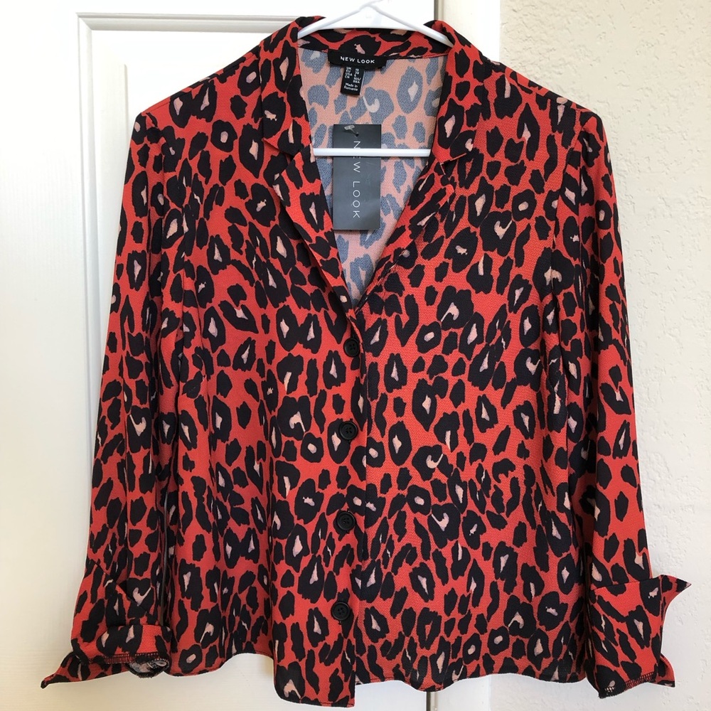New, with tags red leopard print New Look shirt